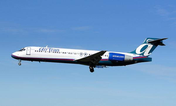 AirTran 717